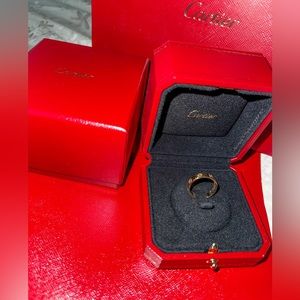 LOVE WEDDING BAND
Yellow Gold Size 51